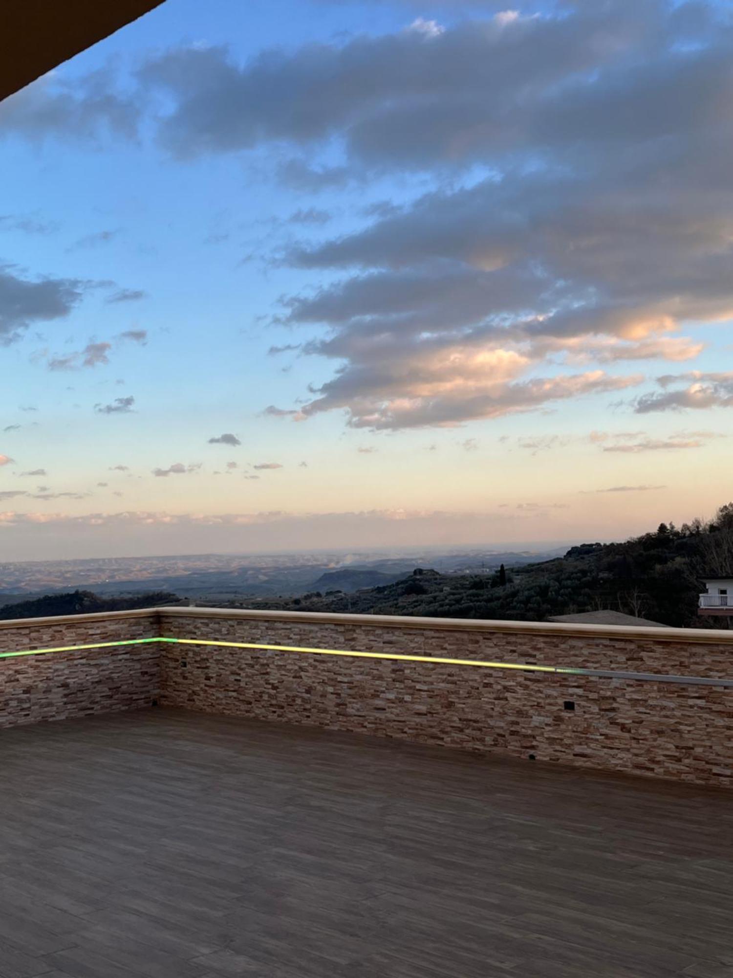 Cotronei B&B La Terrazza Polifrone מראה חיצוני תמונה