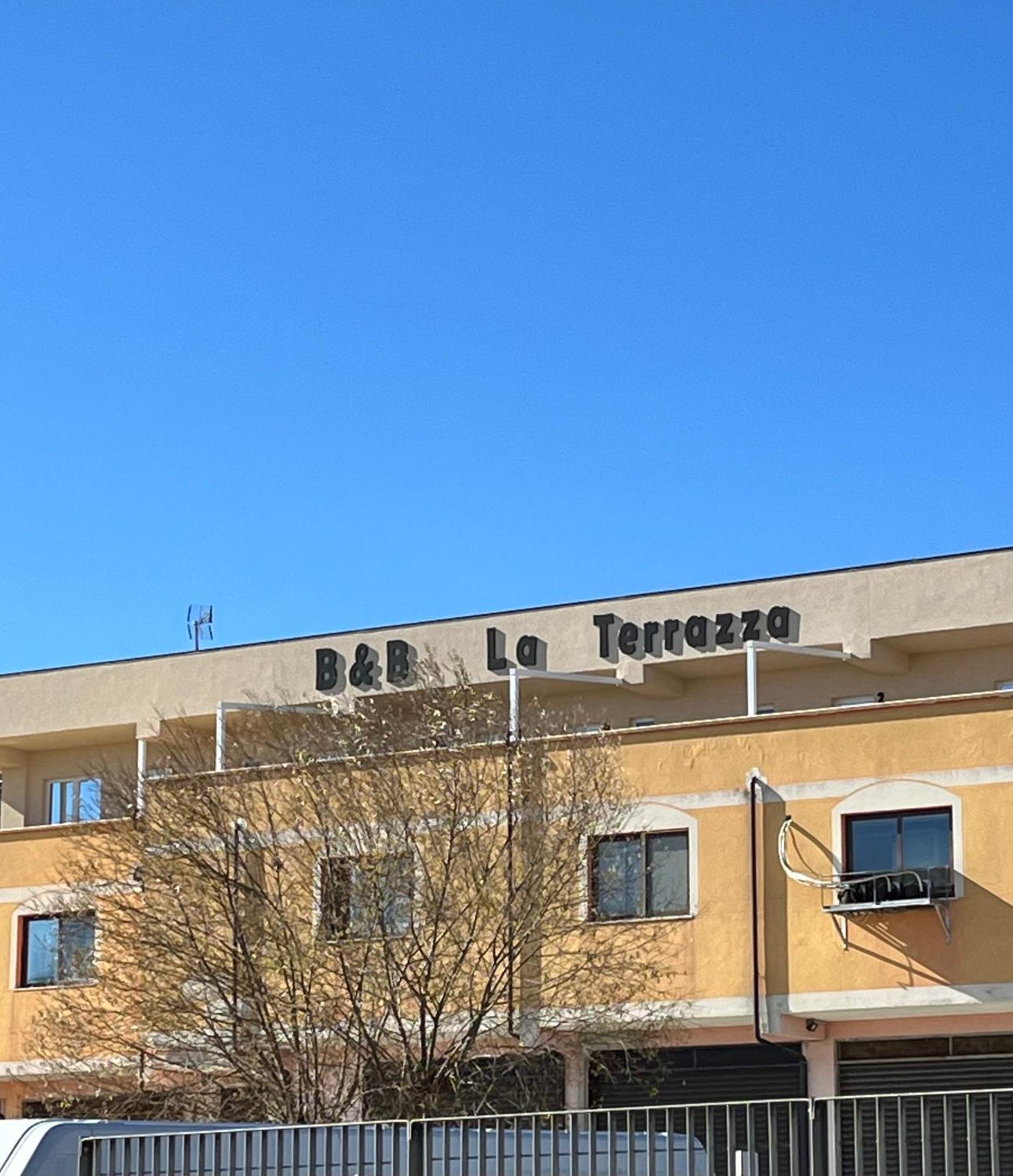 Cotronei B&B La Terrazza Polifrone מראה חיצוני תמונה