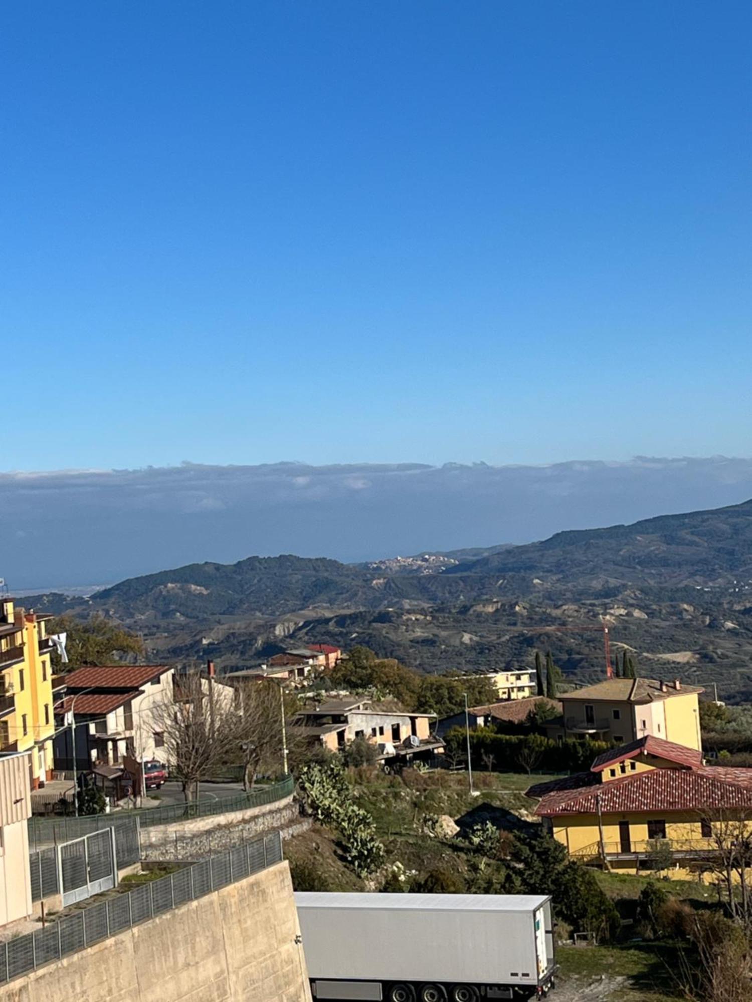 Cotronei B&B La Terrazza Polifrone מראה חיצוני תמונה