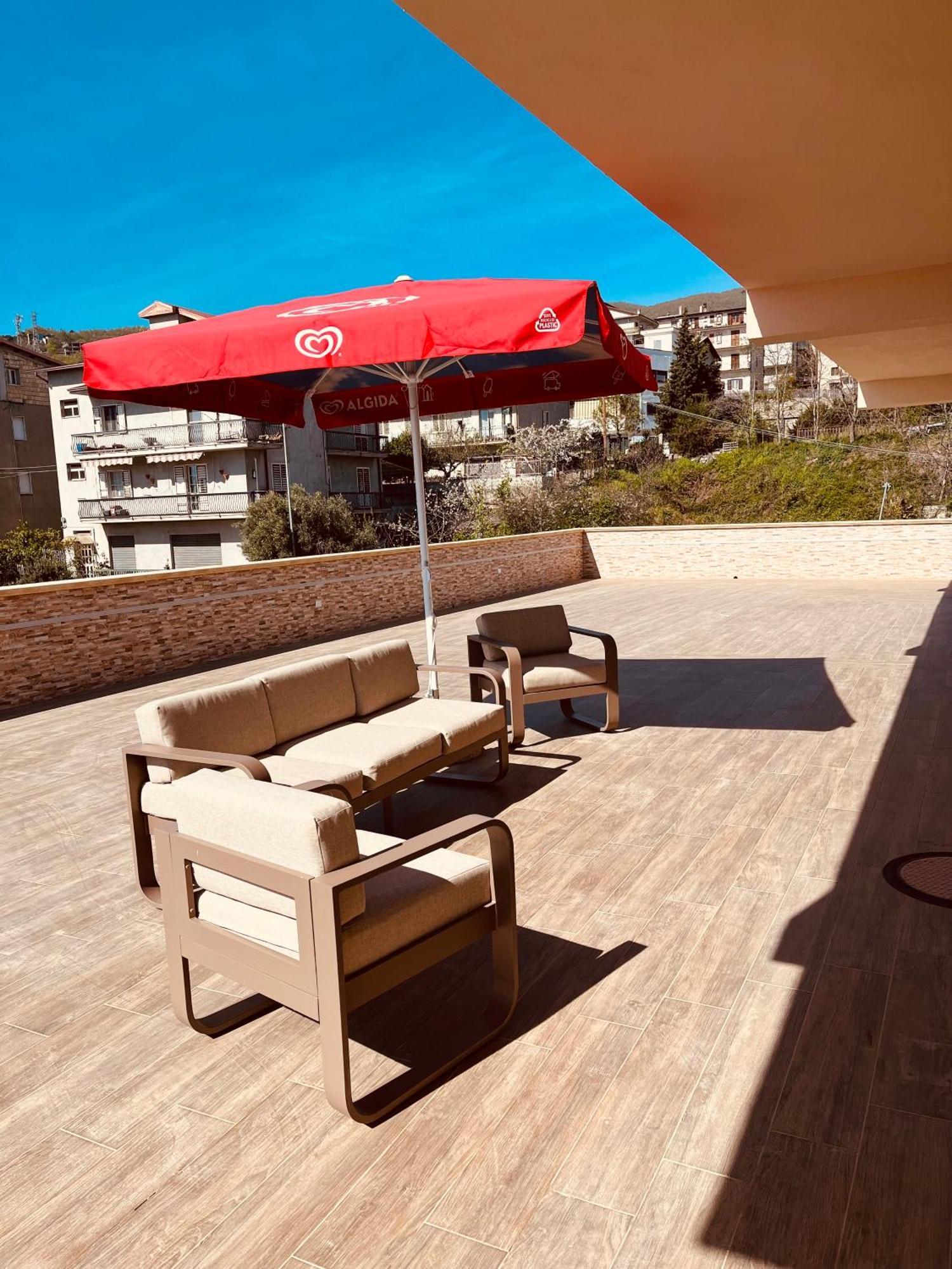 Cotronei B&B La Terrazza Polifrone מראה חיצוני תמונה