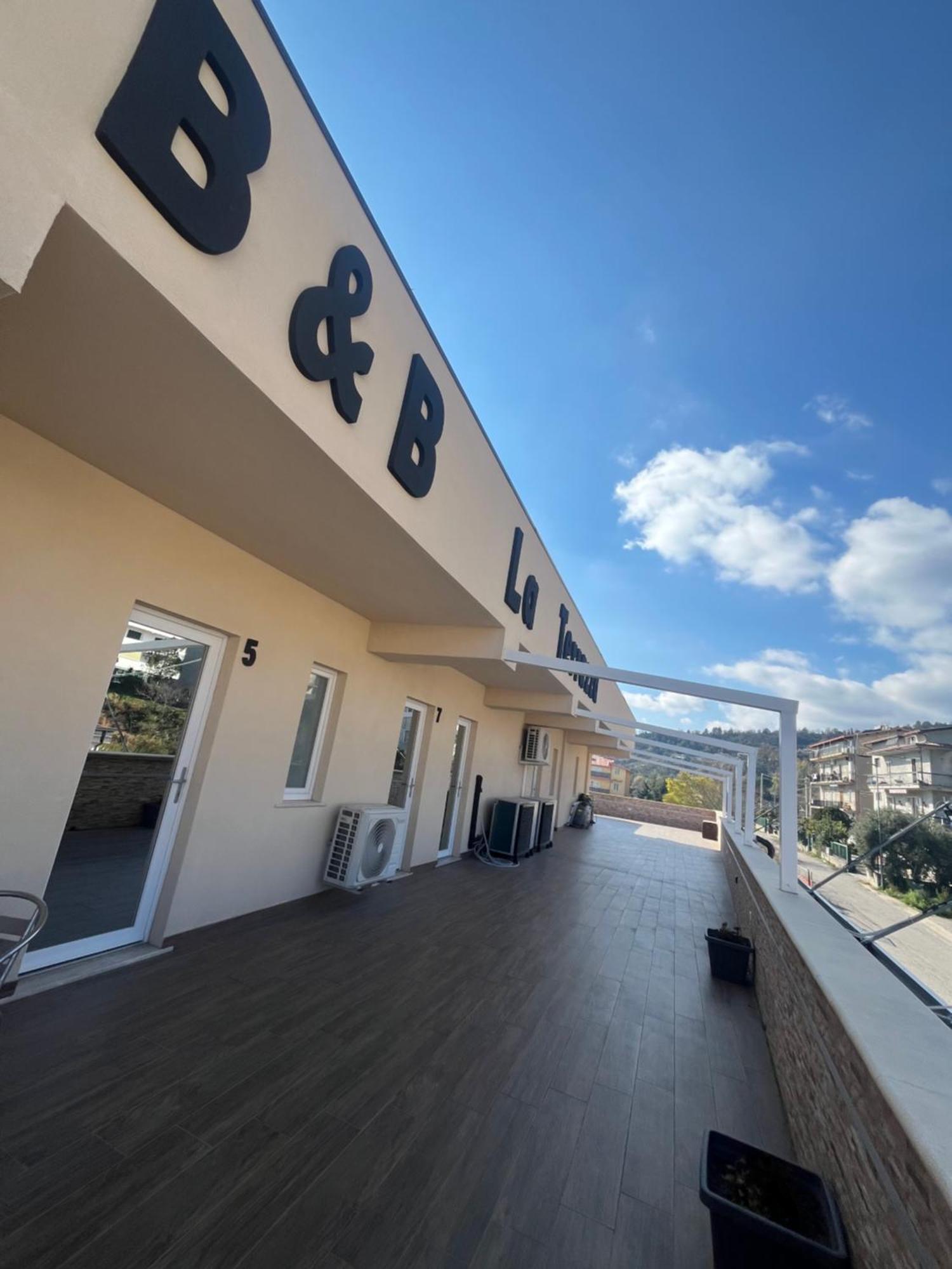 Cotronei B&B La Terrazza Polifrone מראה חיצוני תמונה