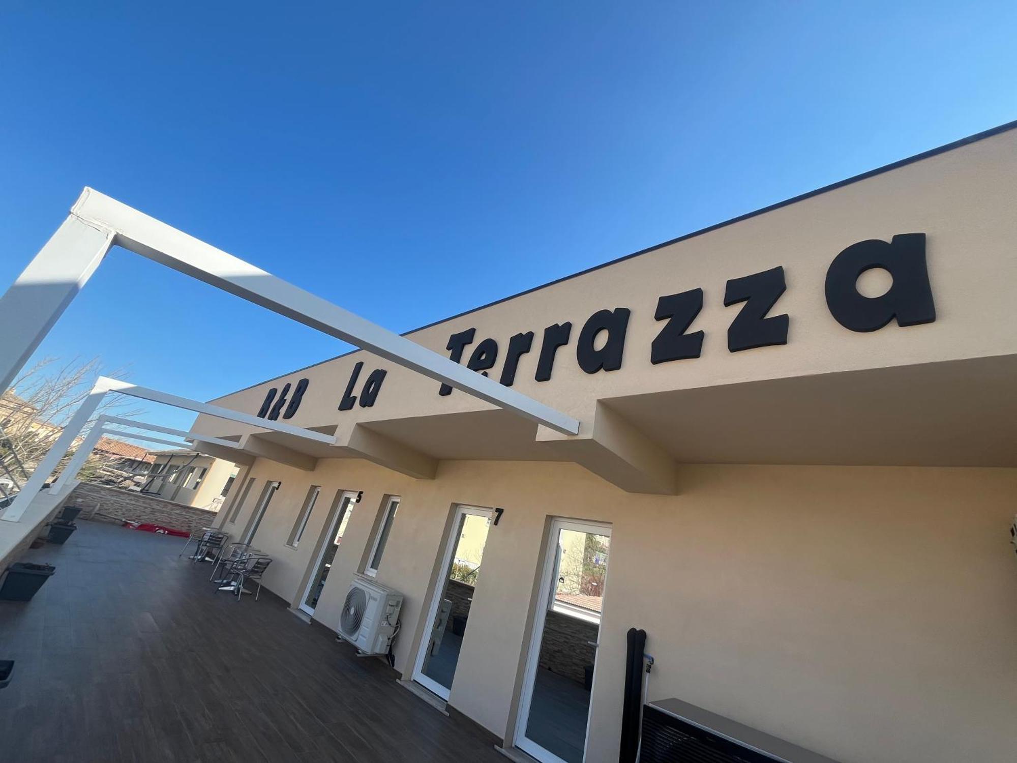 Cotronei B&B La Terrazza Polifrone מראה חיצוני תמונה