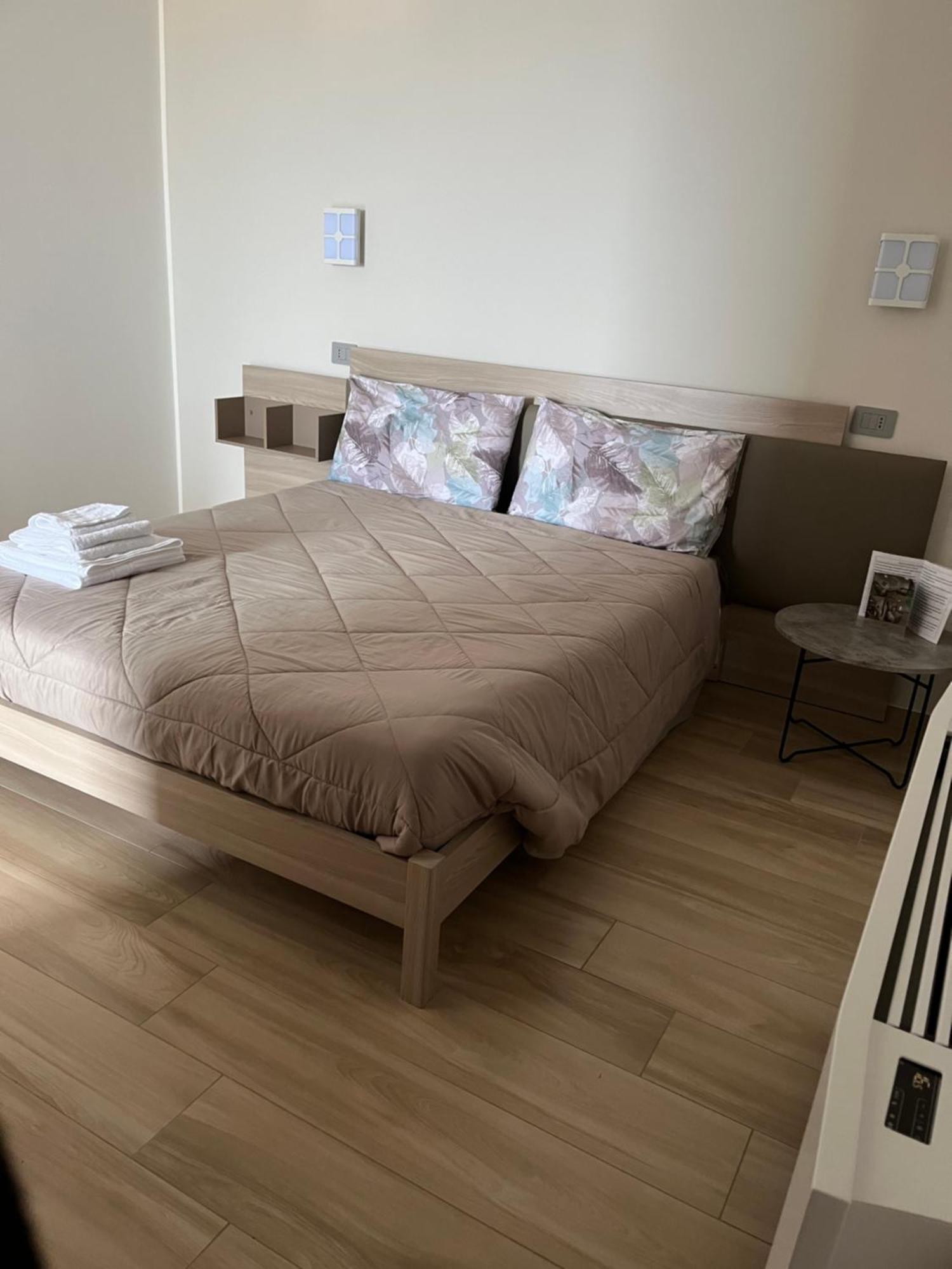 Cotronei B&B La Terrazza Polifrone מראה חיצוני תמונה
