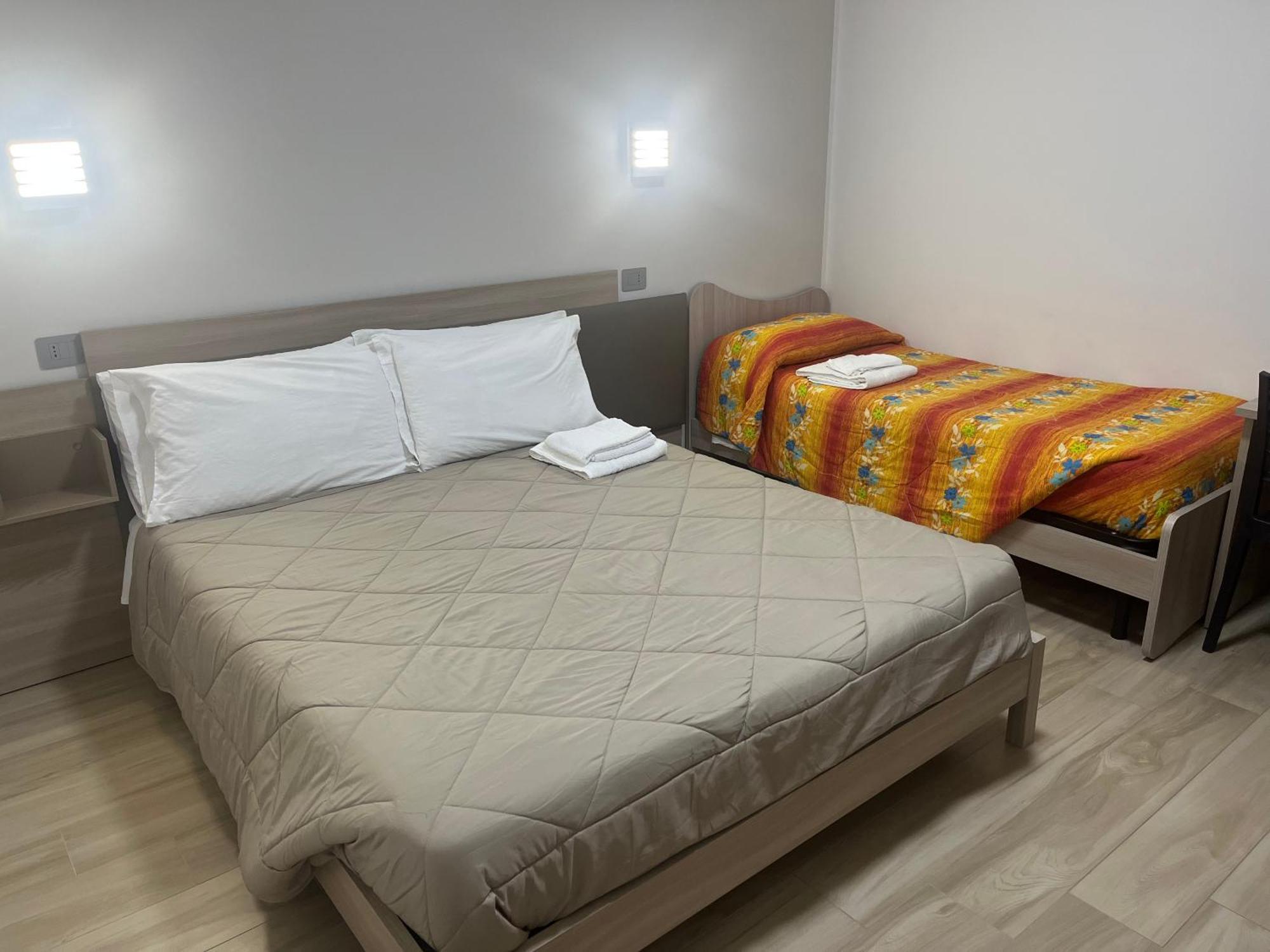 Cotronei B&B La Terrazza Polifrone מראה חיצוני תמונה